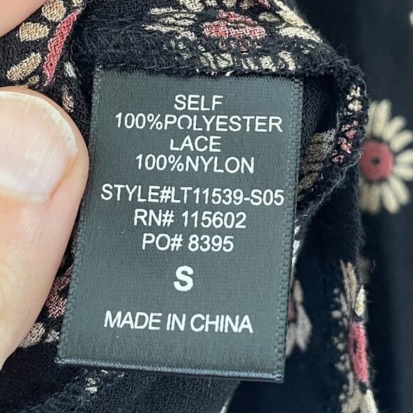 Lush Black, Pink, Floral Feminine Daisy Boho Camisole Spaghetti Strap Top, S - Picture 8 of 11